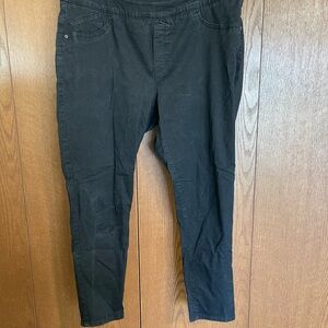 Women's Black Jeans